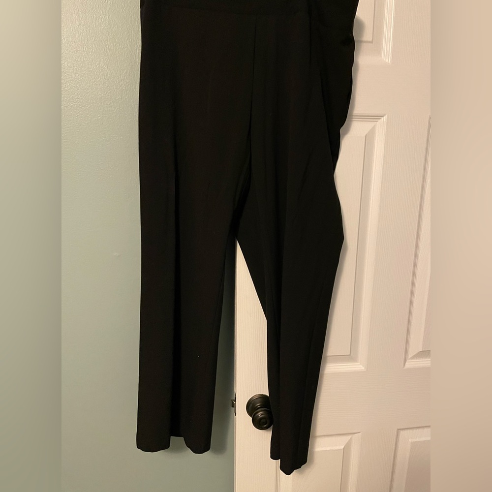 Black Pull On Knit Pants. Like new Condition.